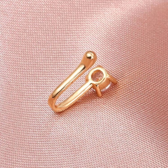 🎀 Pierce-less Zircon Nose Ring Cuff 🎀 - Picture 4 of 5